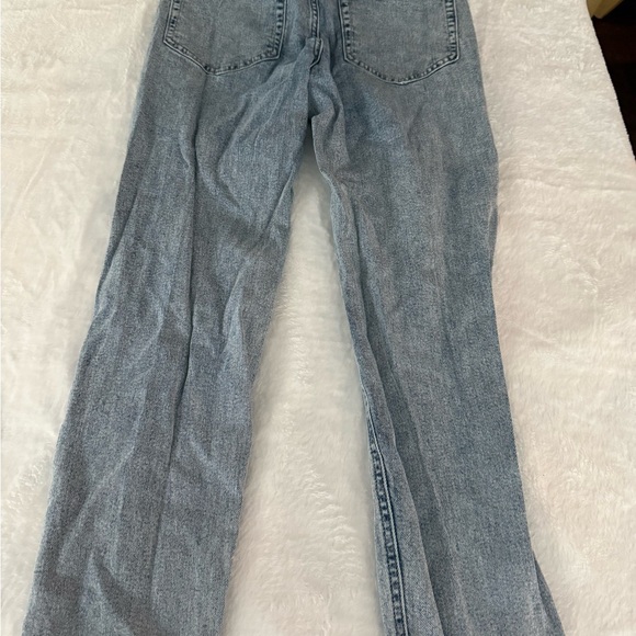 Wild Fable High Rise Distressed Mom Jeans Size 2 women’s - Picture 6 of 7